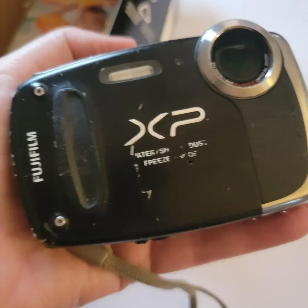 Fujifilm XP Underwater Camera Black 5X Zoom Waterproof Shockproof Dustproof